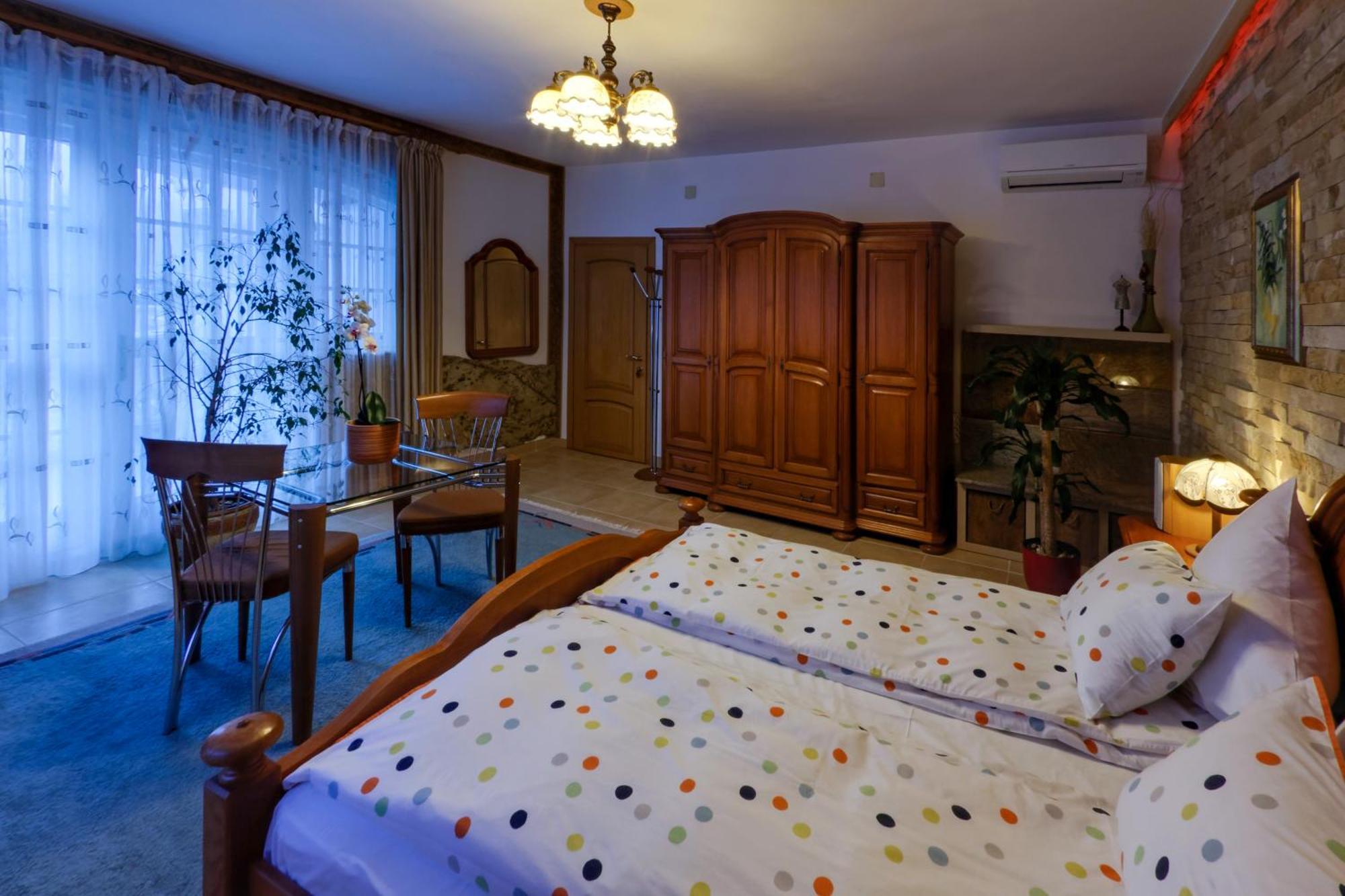 Boutique Hotel Forest Retreat (Adults Only) Buşteni Exteriör bild