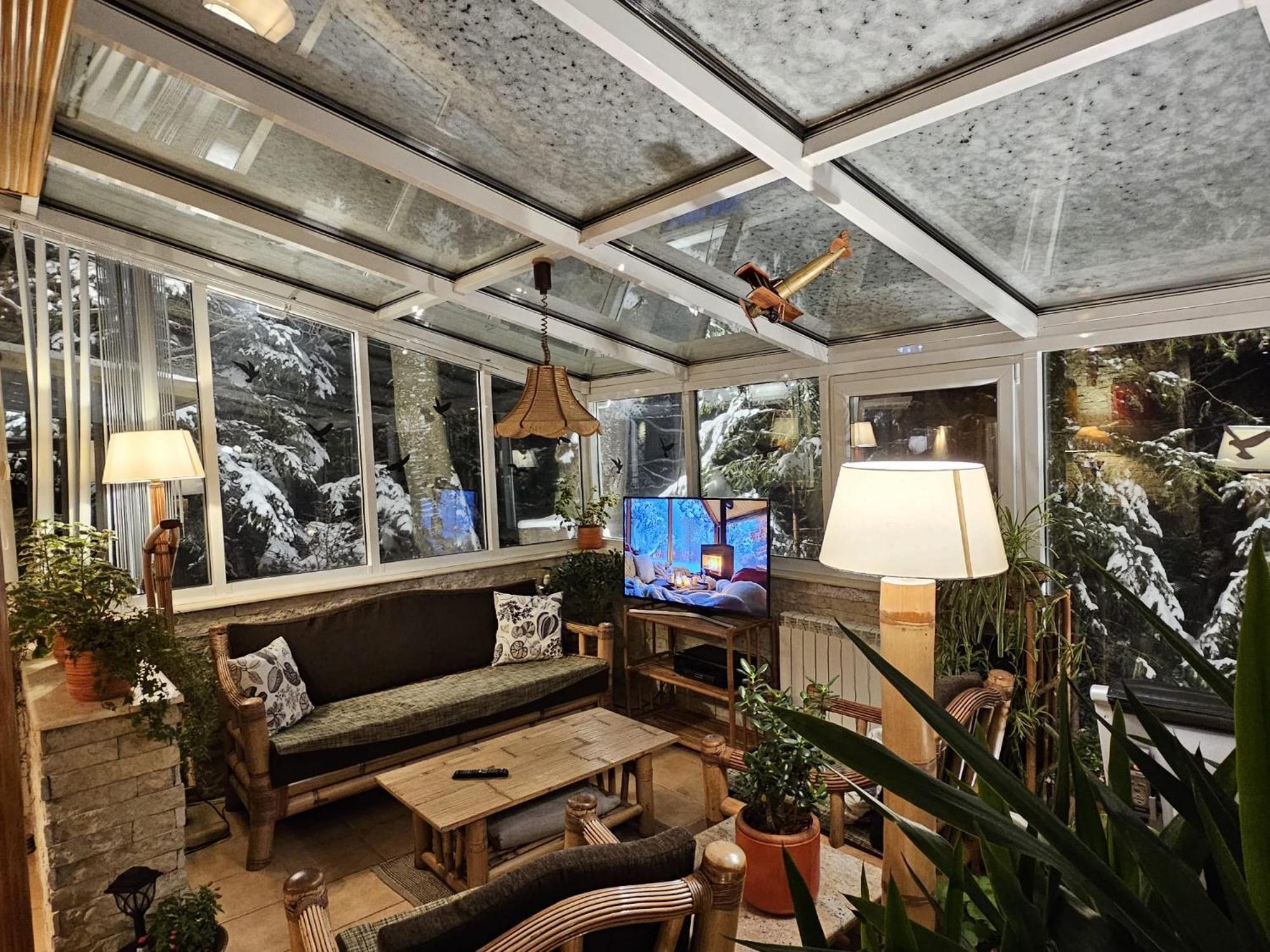 Boutique Hotel Forest Retreat (Adults Only) Buşteni Exteriör bild